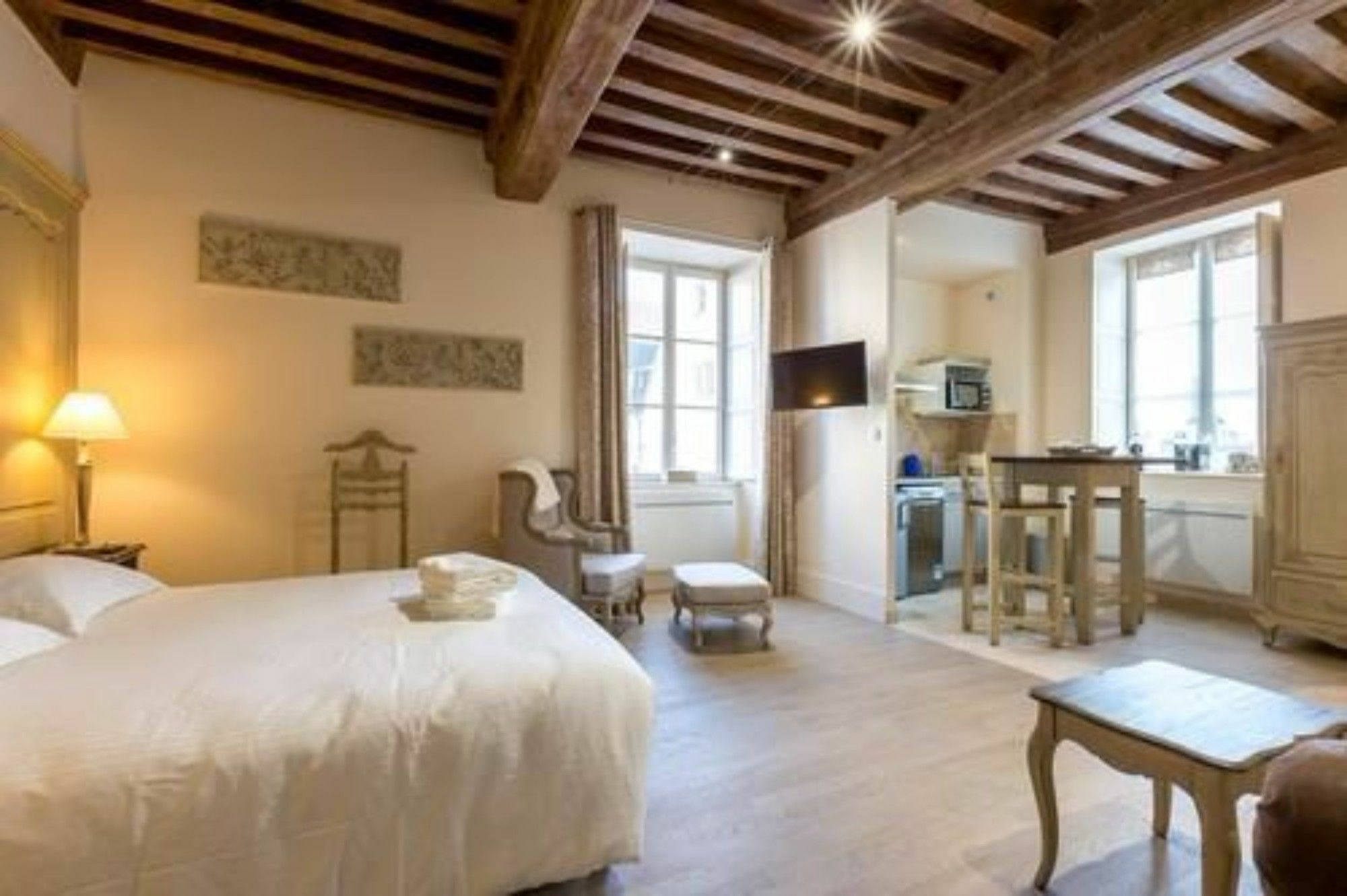 Le Cara Seheiah 1D Bed & Breakfast Beaune  Exterior foto