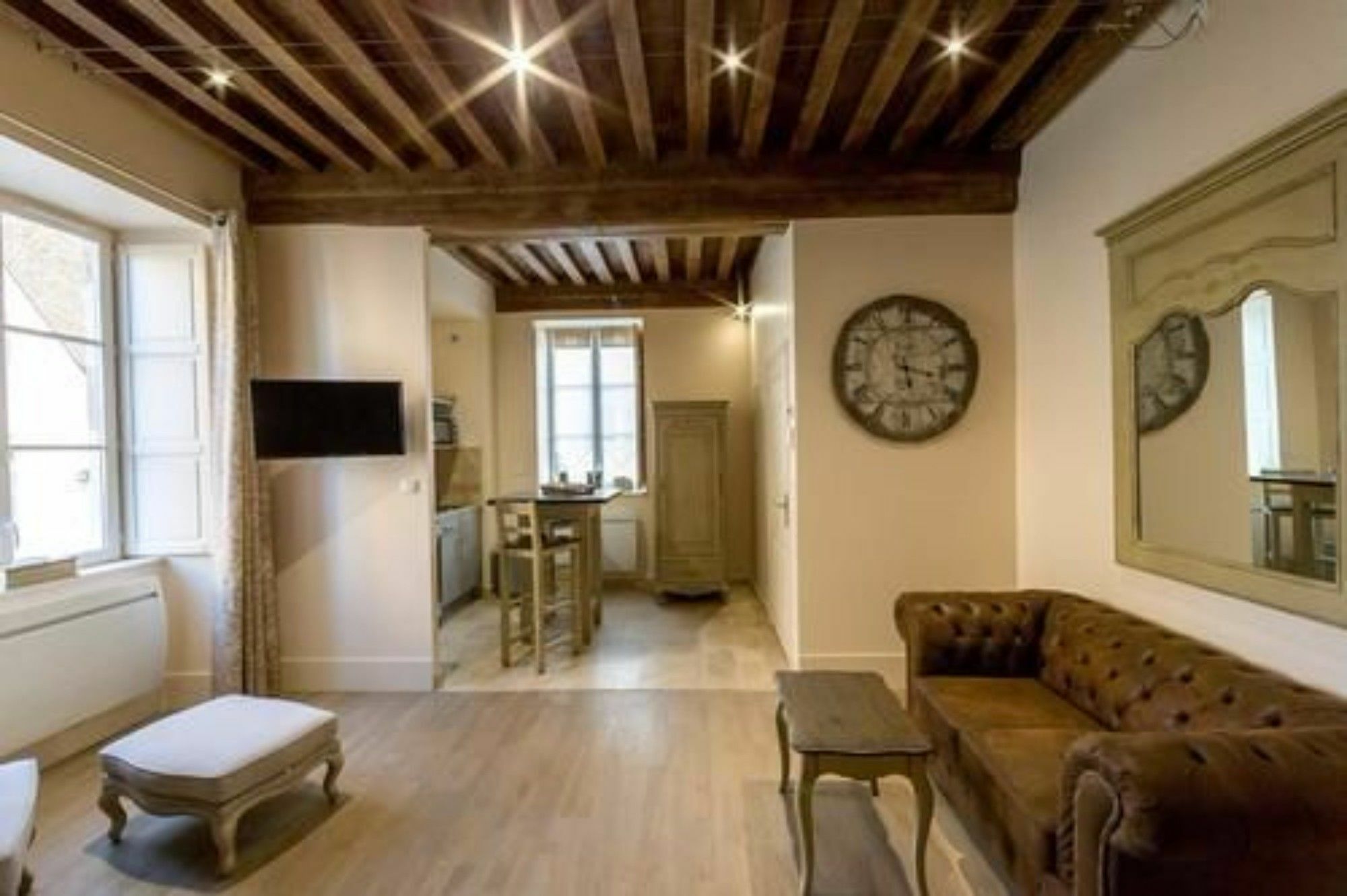 Le Cara Seheiah 1D Bed & Breakfast Beaune  Exterior foto